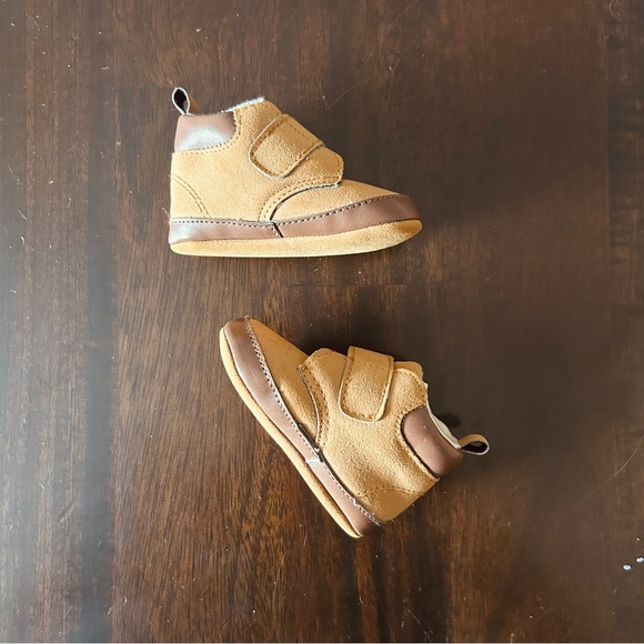 FREE w/purchase - Child of Mine Brown Faux Suede Baby Shoes - Picture 6 of 7